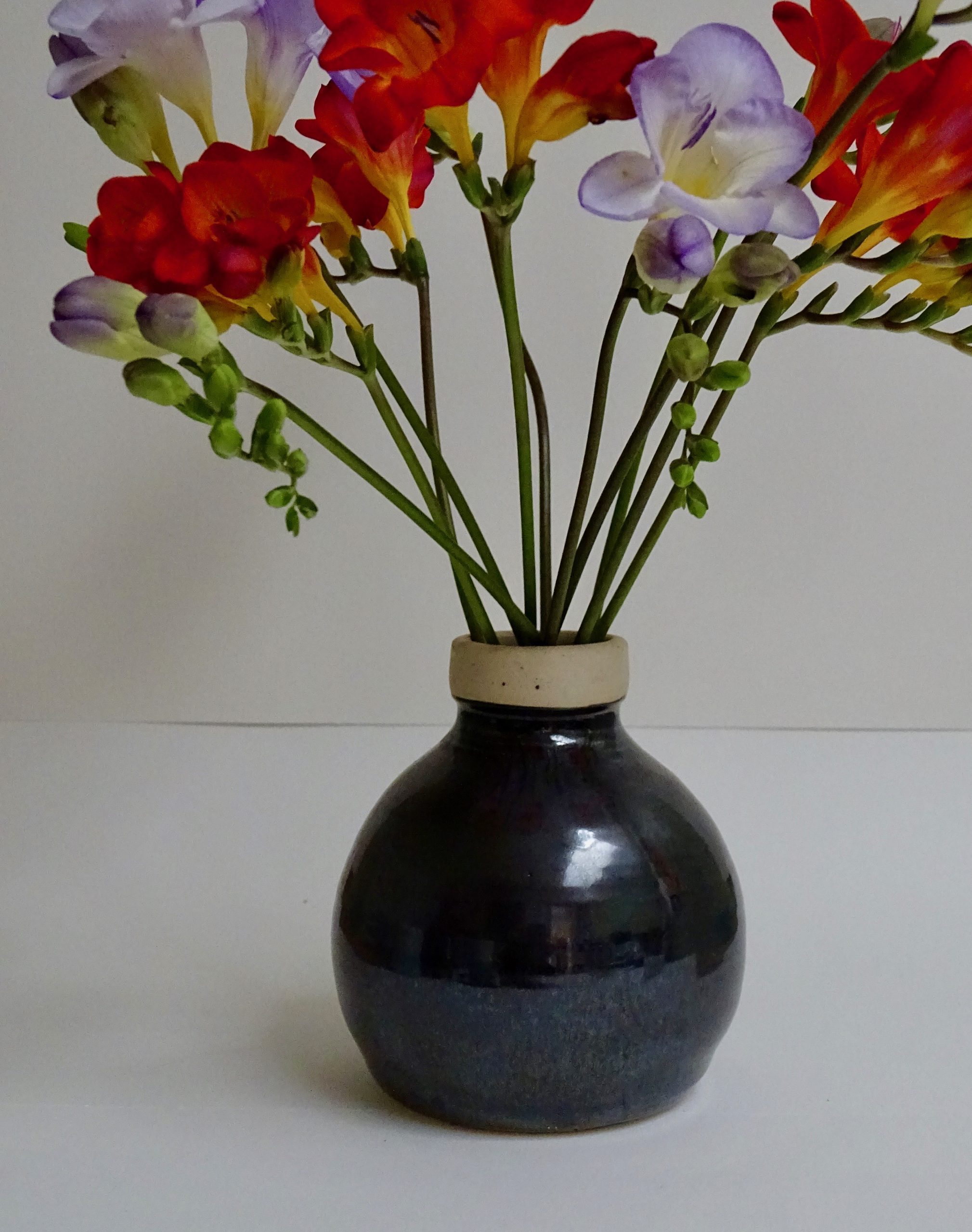 Reed diffuser or flower vase Summer House Ceramics